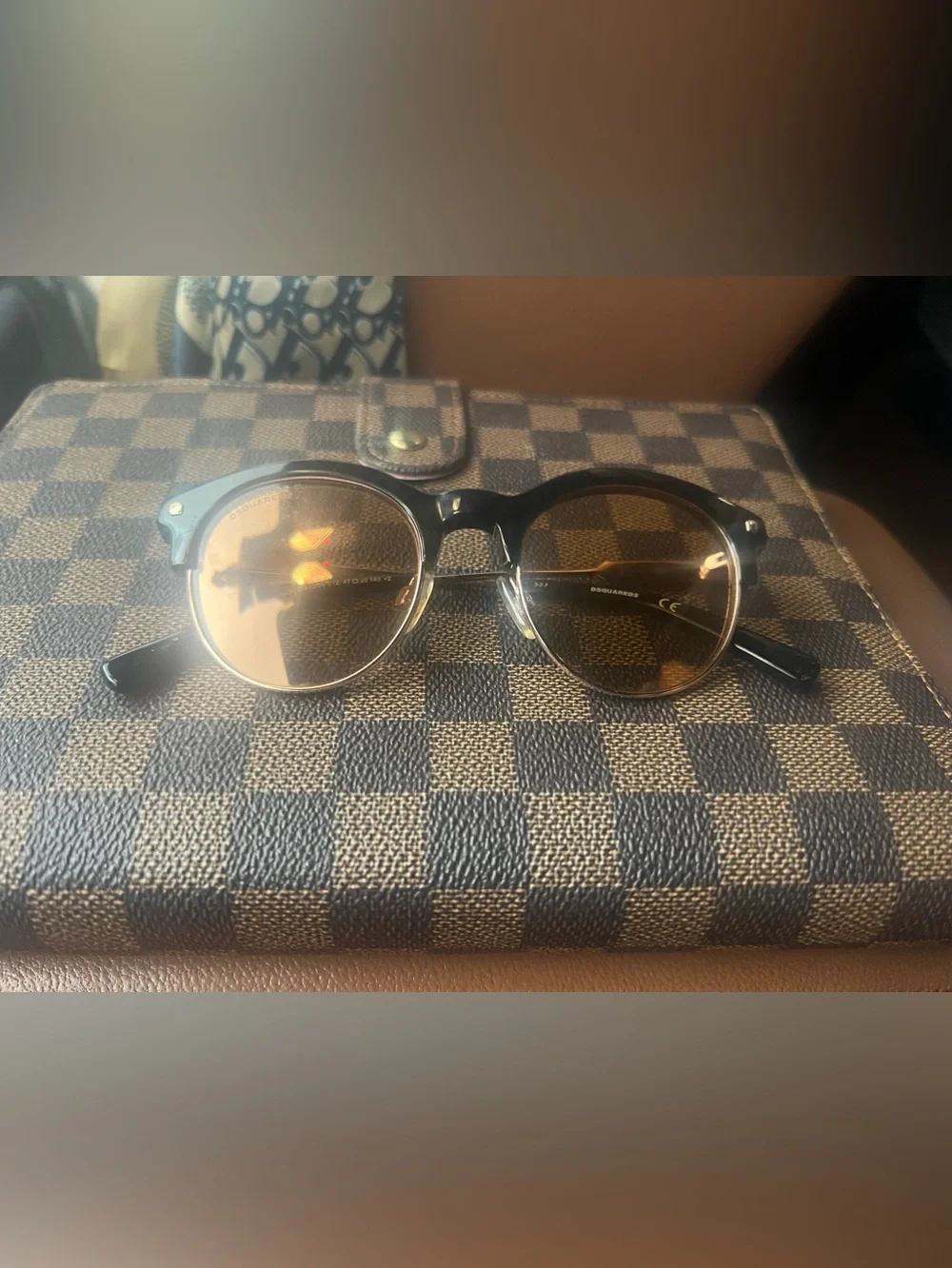 DSQUARED2 check canvas
